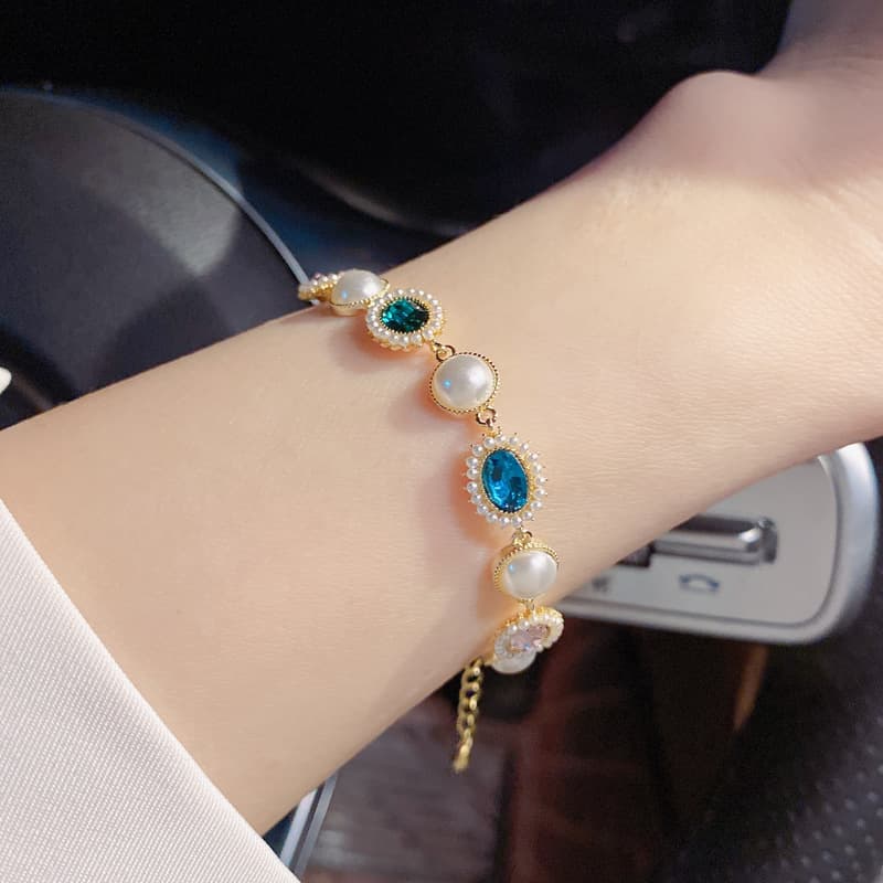 Pillar of the Sky · Necklace 5