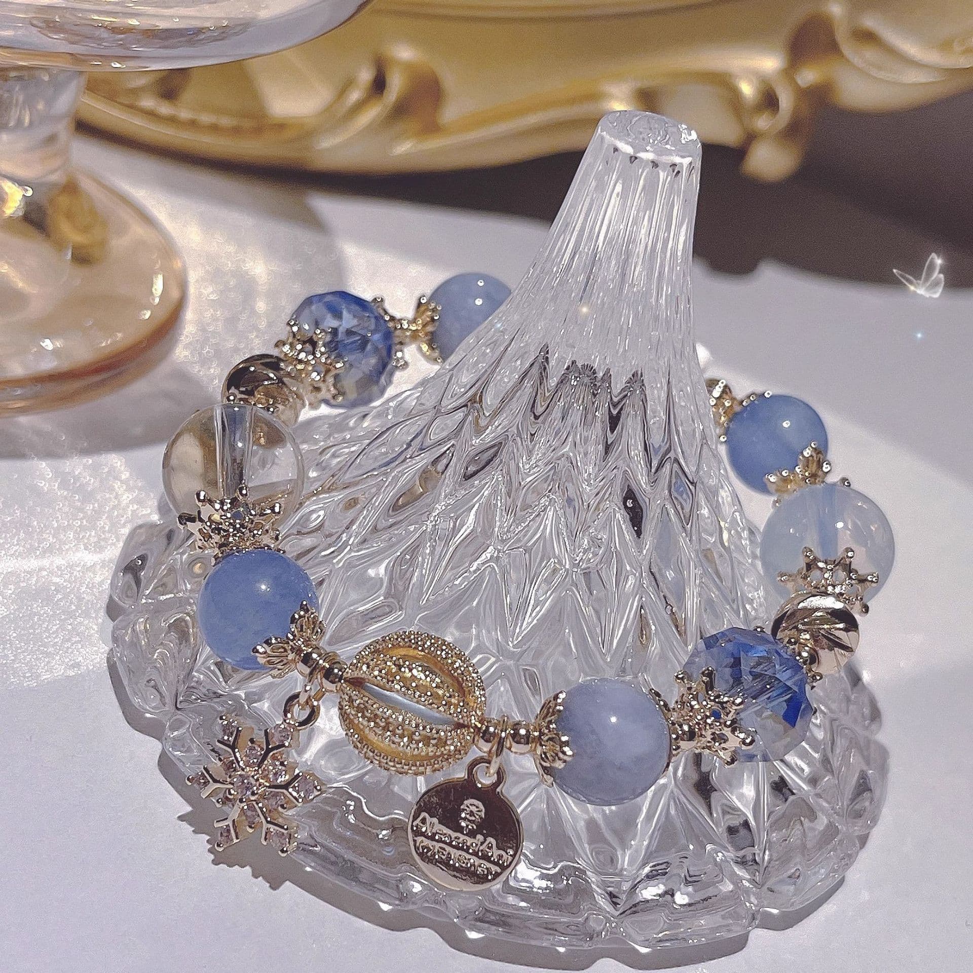Mountain's Heart · Crystal Bracelet