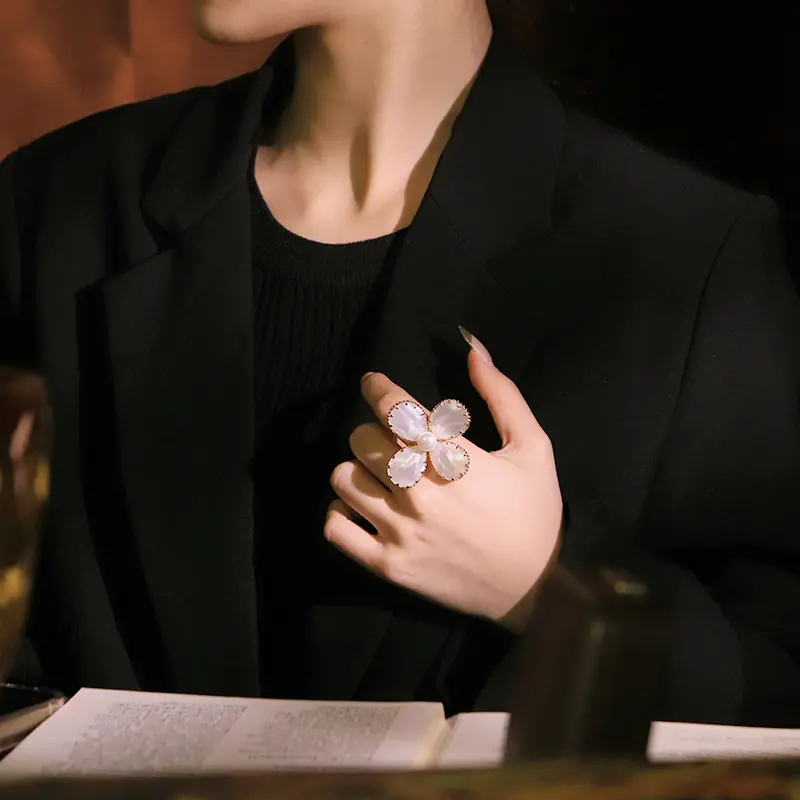 The Quiet Centre - Ring - alternate jewelry view