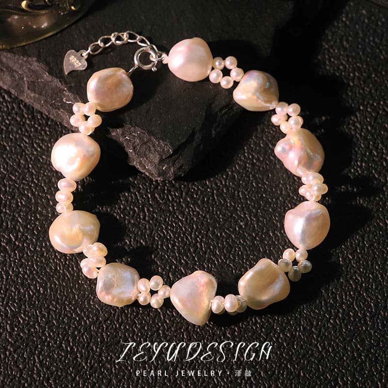 Wave Dancer · Bracelet