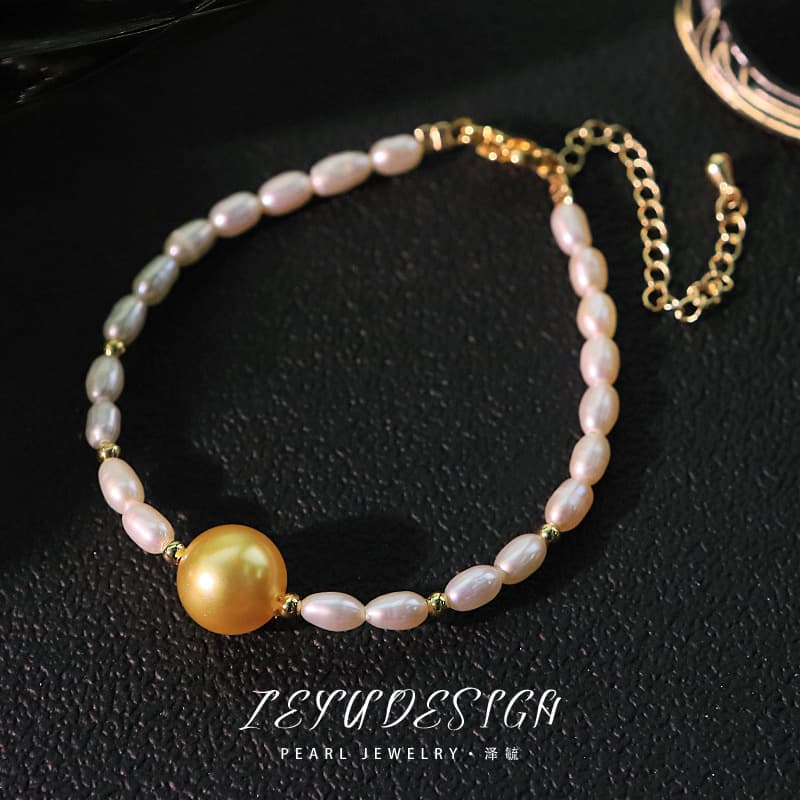 Abyssal Glow · Necklace 2
