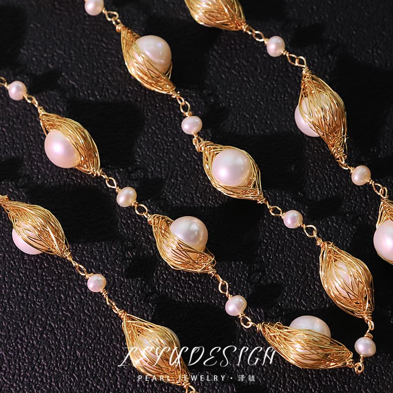 Sea Spirit Strand · Necklace 3