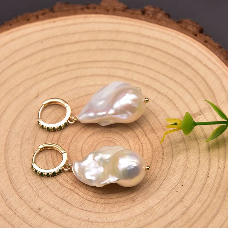 The Baroque Orbit - Earrings 3