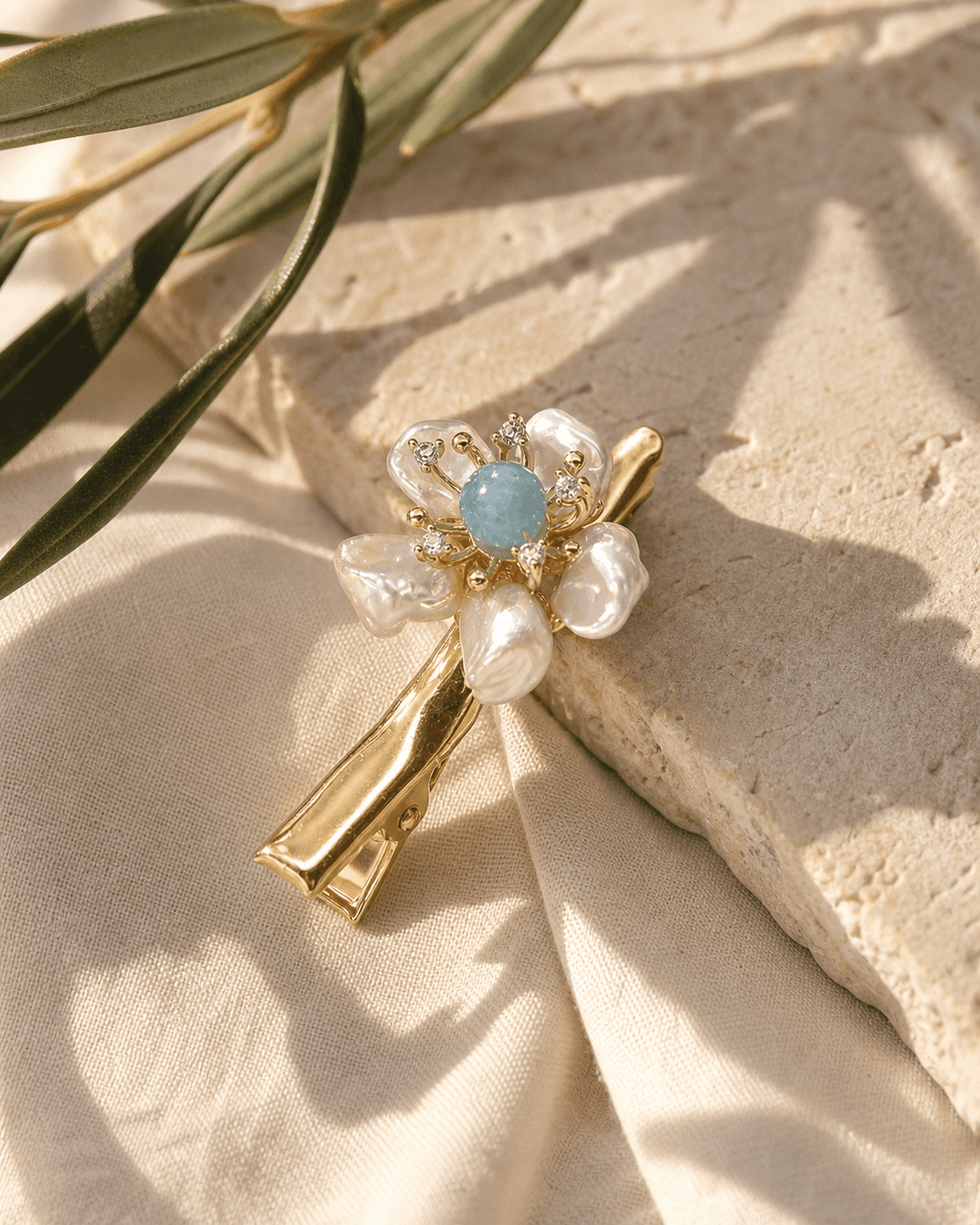 The Sea Glass Bloom - Hair Clip