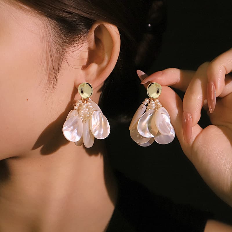 The Shell Bloom - Earrings 5