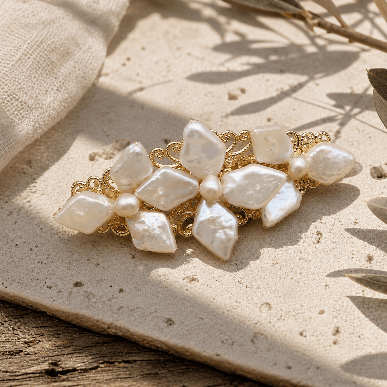 The Shell Petal - Hair Clip