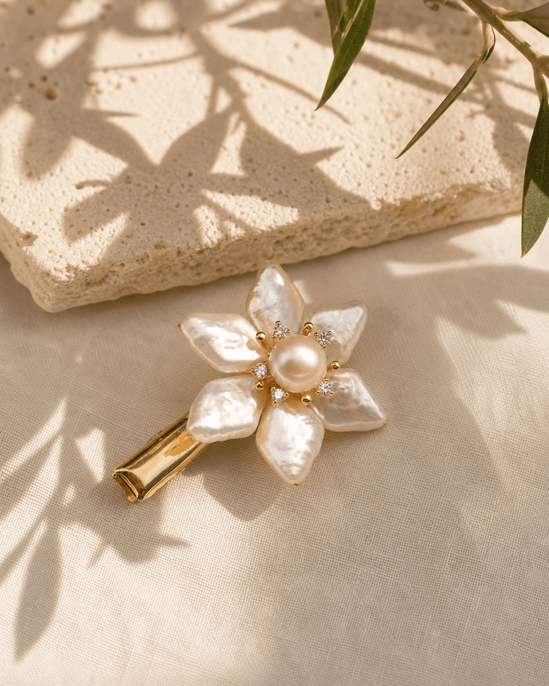 The Pink Pearl Star - Hair Clip