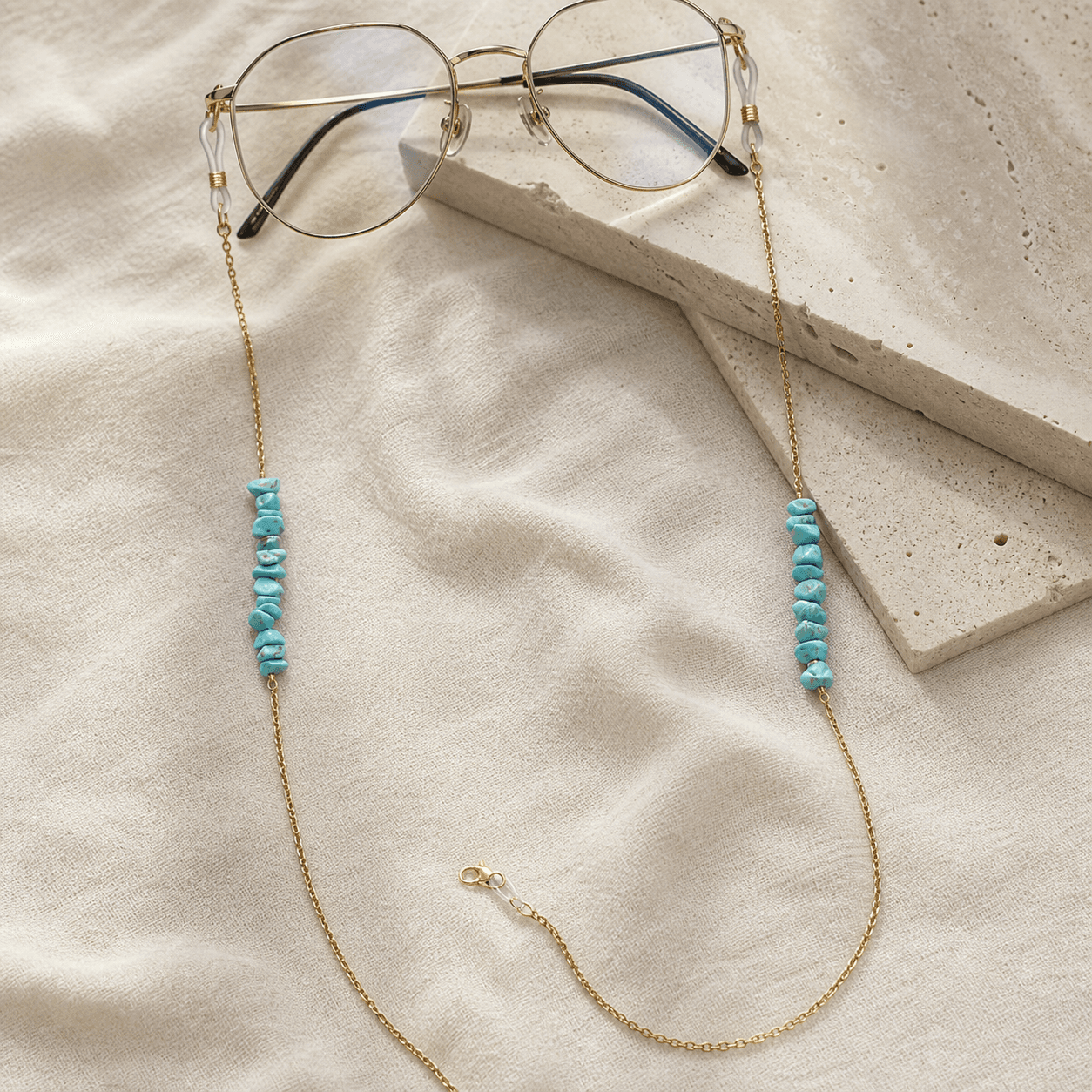 The Turquoise Note - Eyewear Chain - MythRealms pearl jewelry